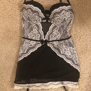 Victoria’s Secret Sexy Maid Lingerie 34c